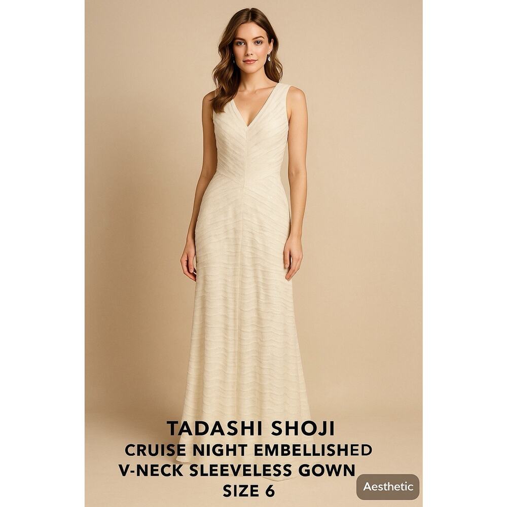 Tadashi Shoji Ivory‎ Textured Evening Gown US 6 Sleeveless V-Neck Formal Maxi